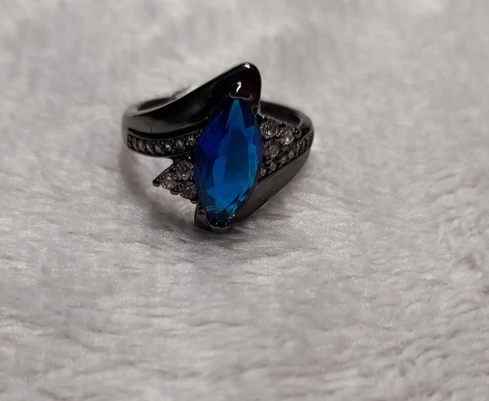 Vintage Style Blue Marquise Statement Ring with Dark Band Costume Ring Size 9
